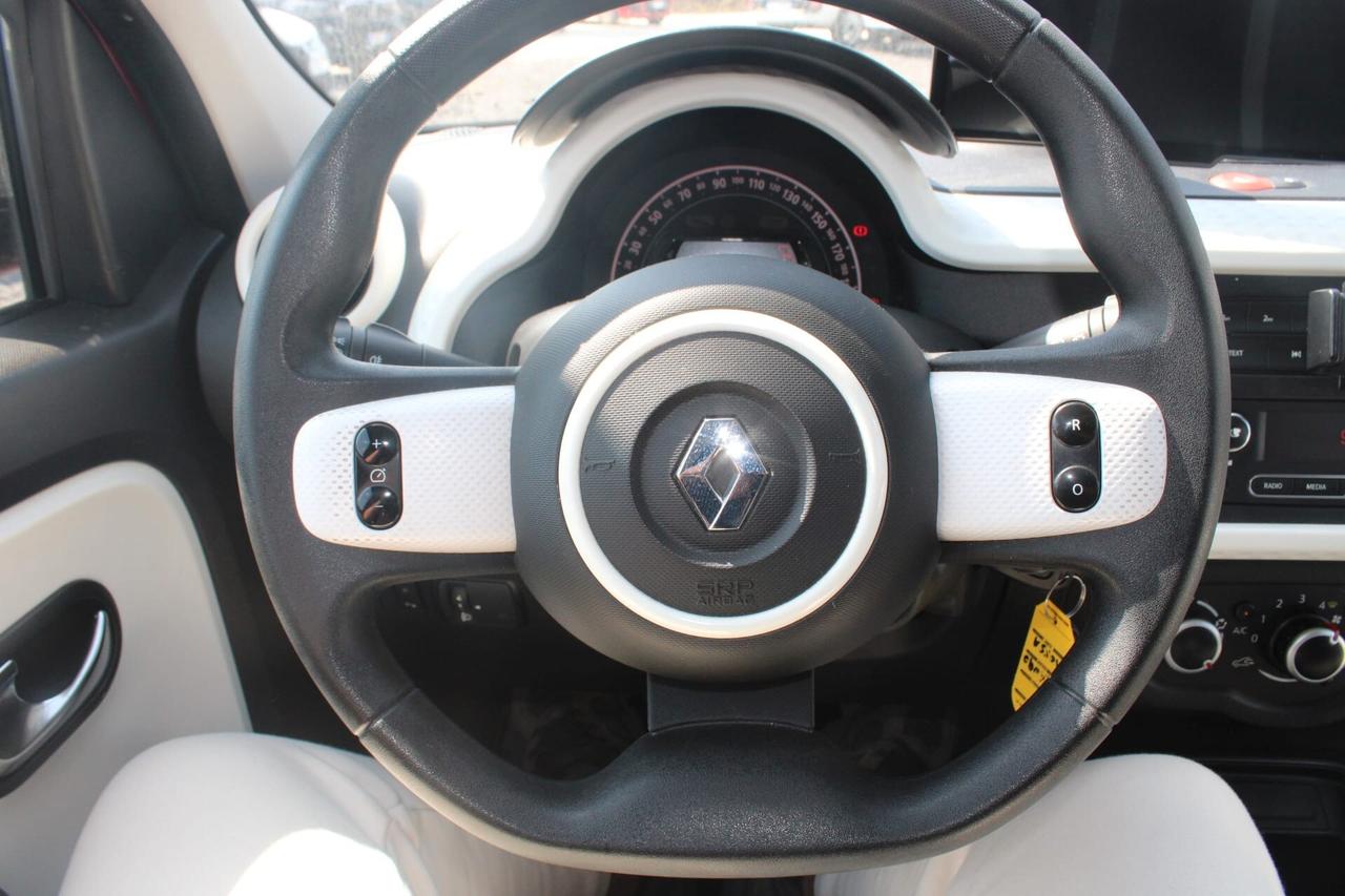 Renault Twingo SCe EDC La Parisienne