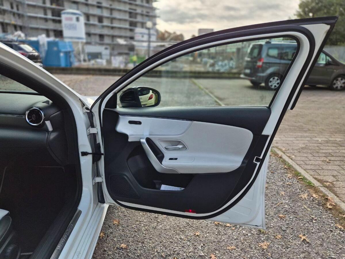 Mercedes Classe A 200 Premium my16