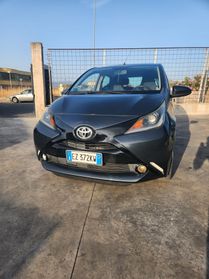 Toyota Aygo 1.0 VVT-i 69 CV 5 porte x-wave