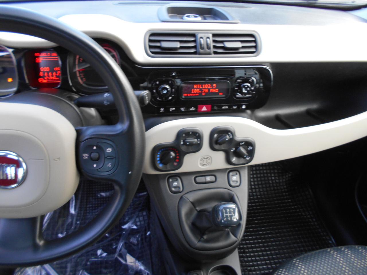 Fiat Panda 0.9 TwinAir Turbo Natural Power Lounge