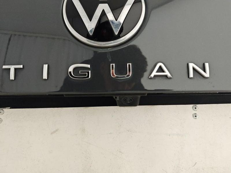 Volkswagen Tiguan 2.0 TDI 150 CV SCR DSG R-Line