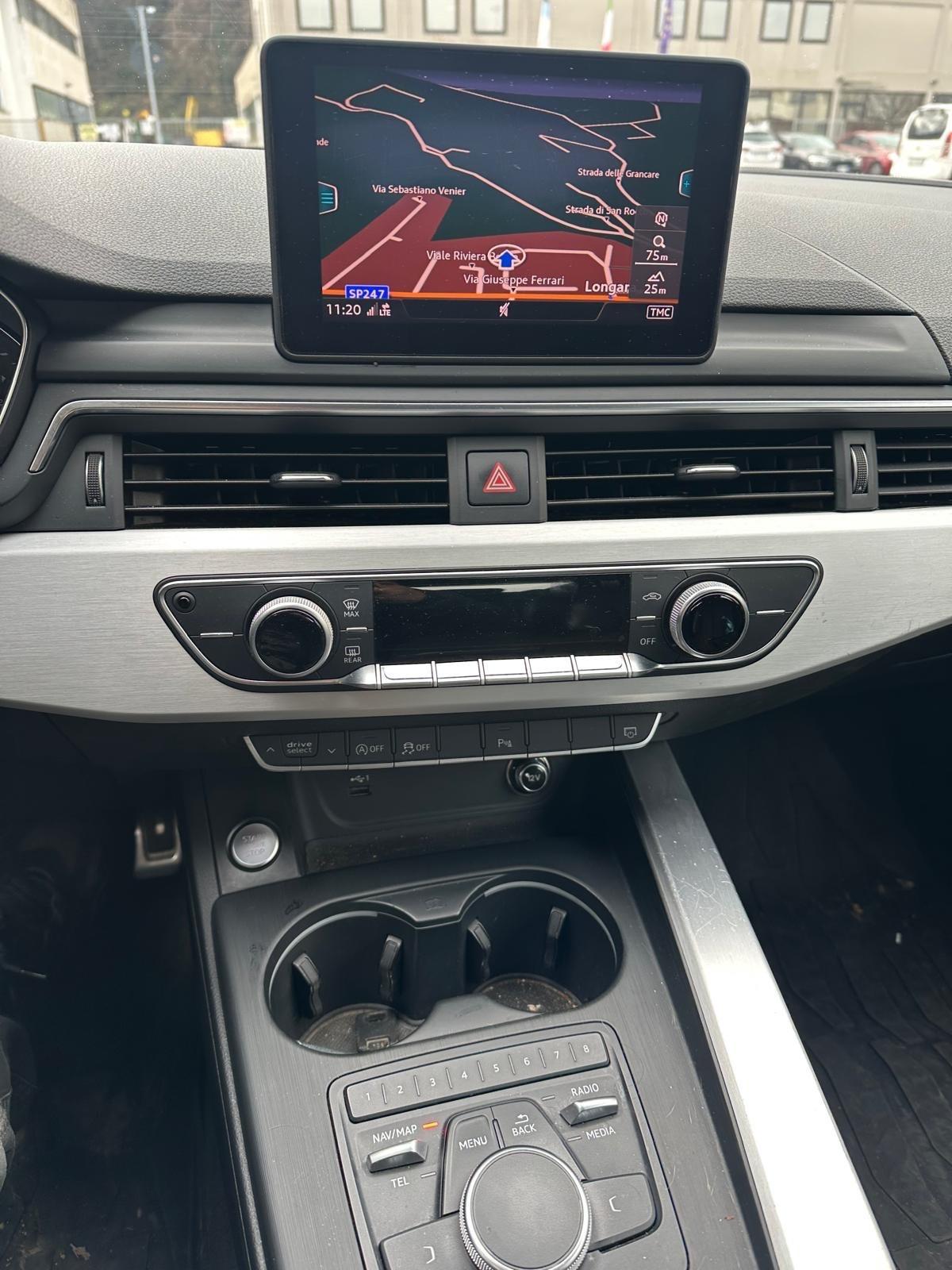 Audi A4 40 G-TRON S LINE EXPORT / COMMERCIANTI