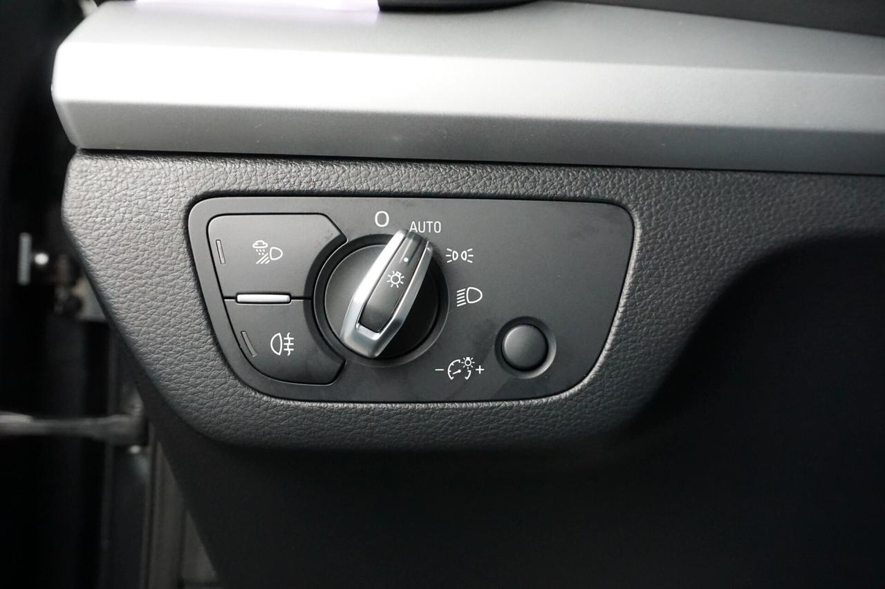 Audi Q5 SPB 40 TDI quattro S tronic S line Identiy Black
