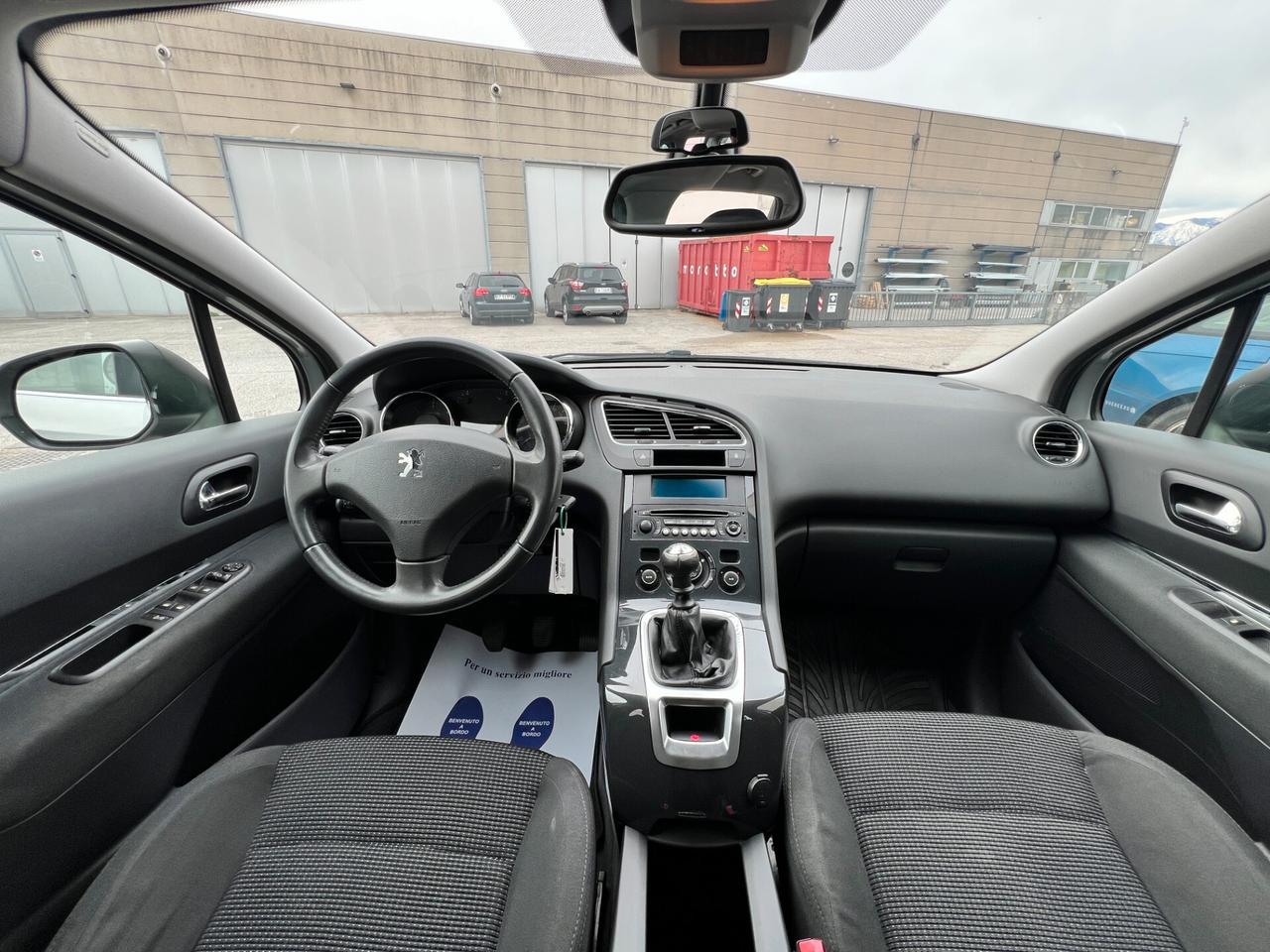 Peugeot 5008 1.6 HDi 112CV Business