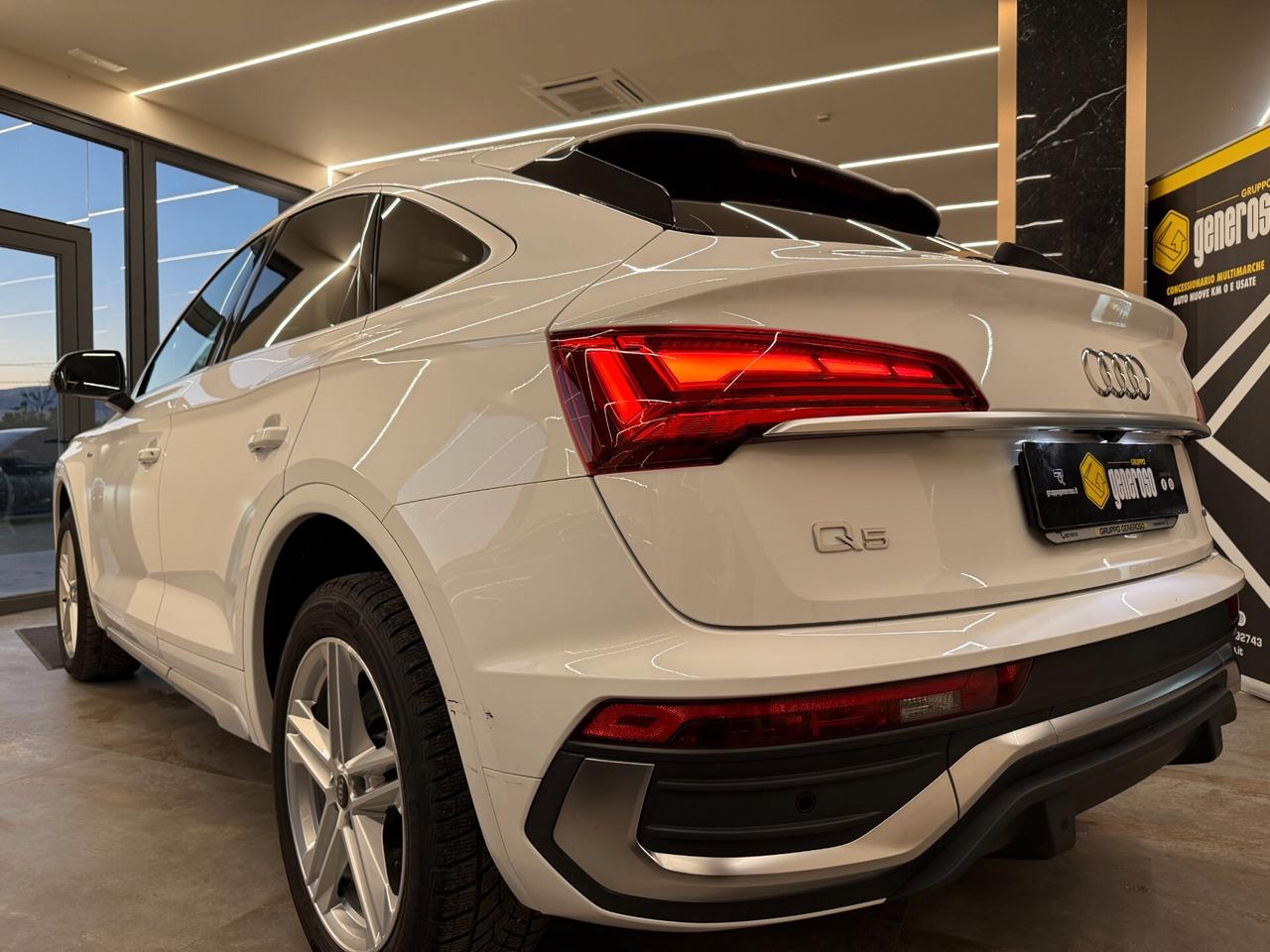 Audi Q5 SPORTBACK SPB 40 TDI quattro S line plus