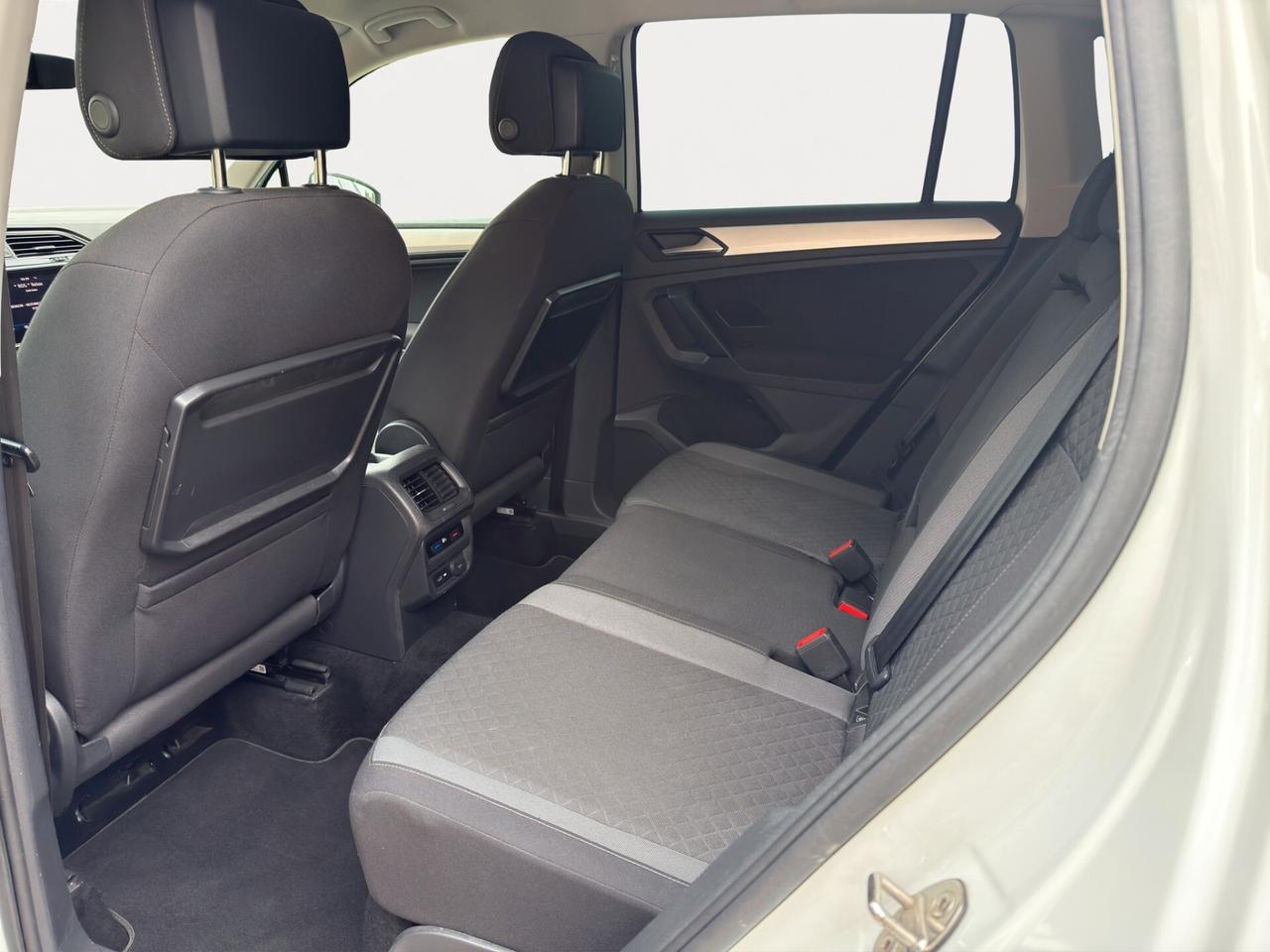 Volkswagen Tiguan 2.0 TDI 150 CV DSG R-Line - 2019