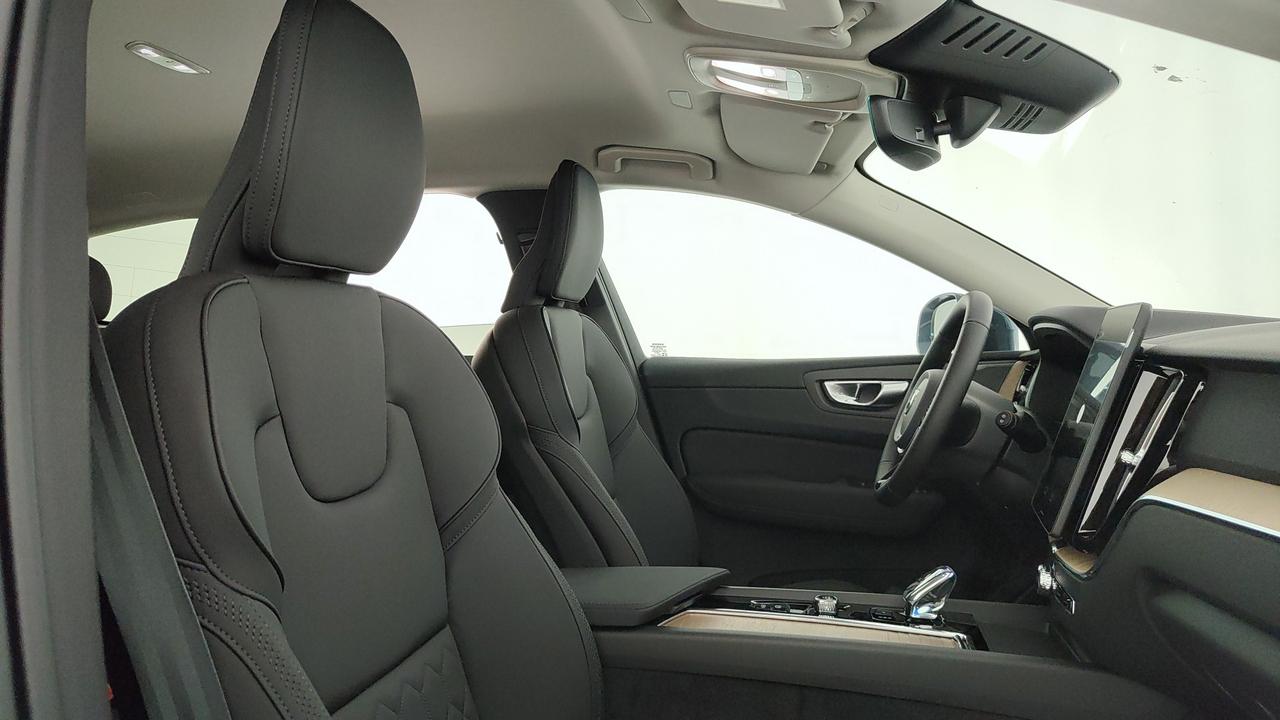 VOLVO XC60 2.0 t6 phev Plus Bright awd auto