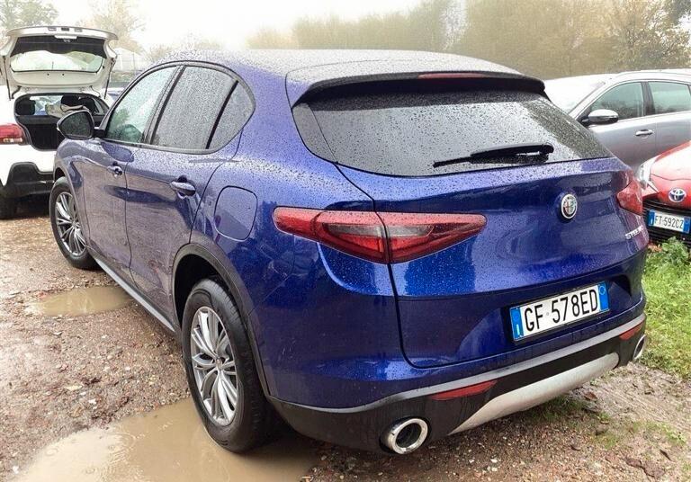 Alfa Romeo Stelvio 2.2 Turbodiesel 160 CV AT8 RWD Business 2021