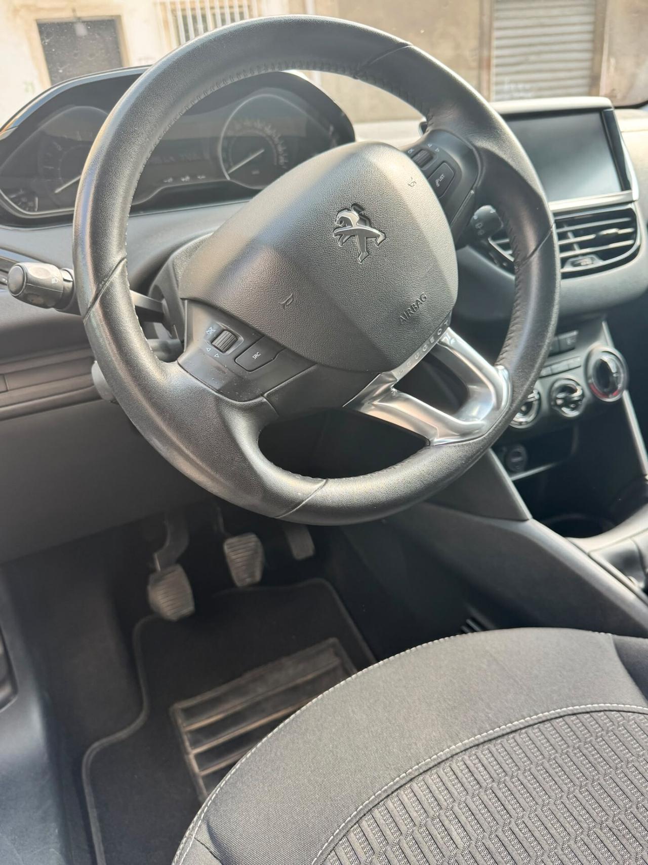 Peugeot 208 BlueHDi 75 5 porte Active