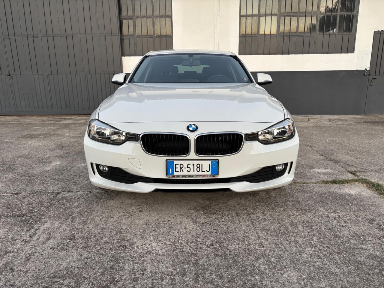 Bmw 318d 143cv. Garanzia 12 mesi. Neopatentati