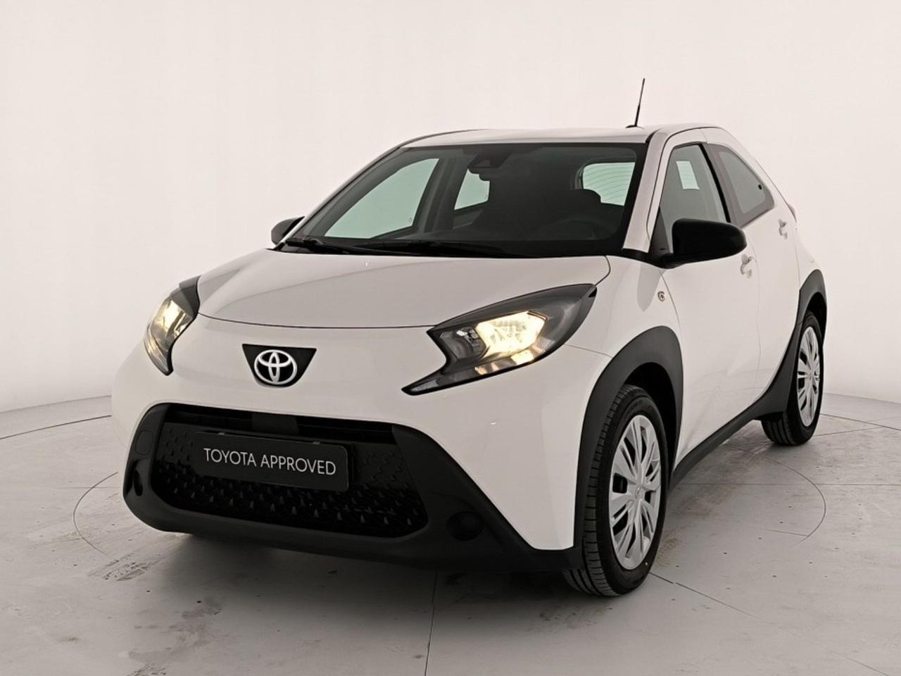 Toyota Aygo x 1.0 active 72cv s-cvt