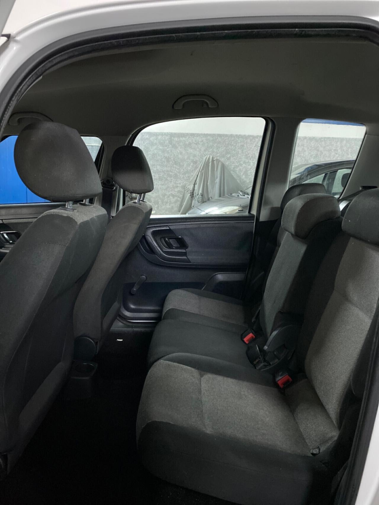 Skoda Roomster 1.2 tdi 75CV Ambition 2014