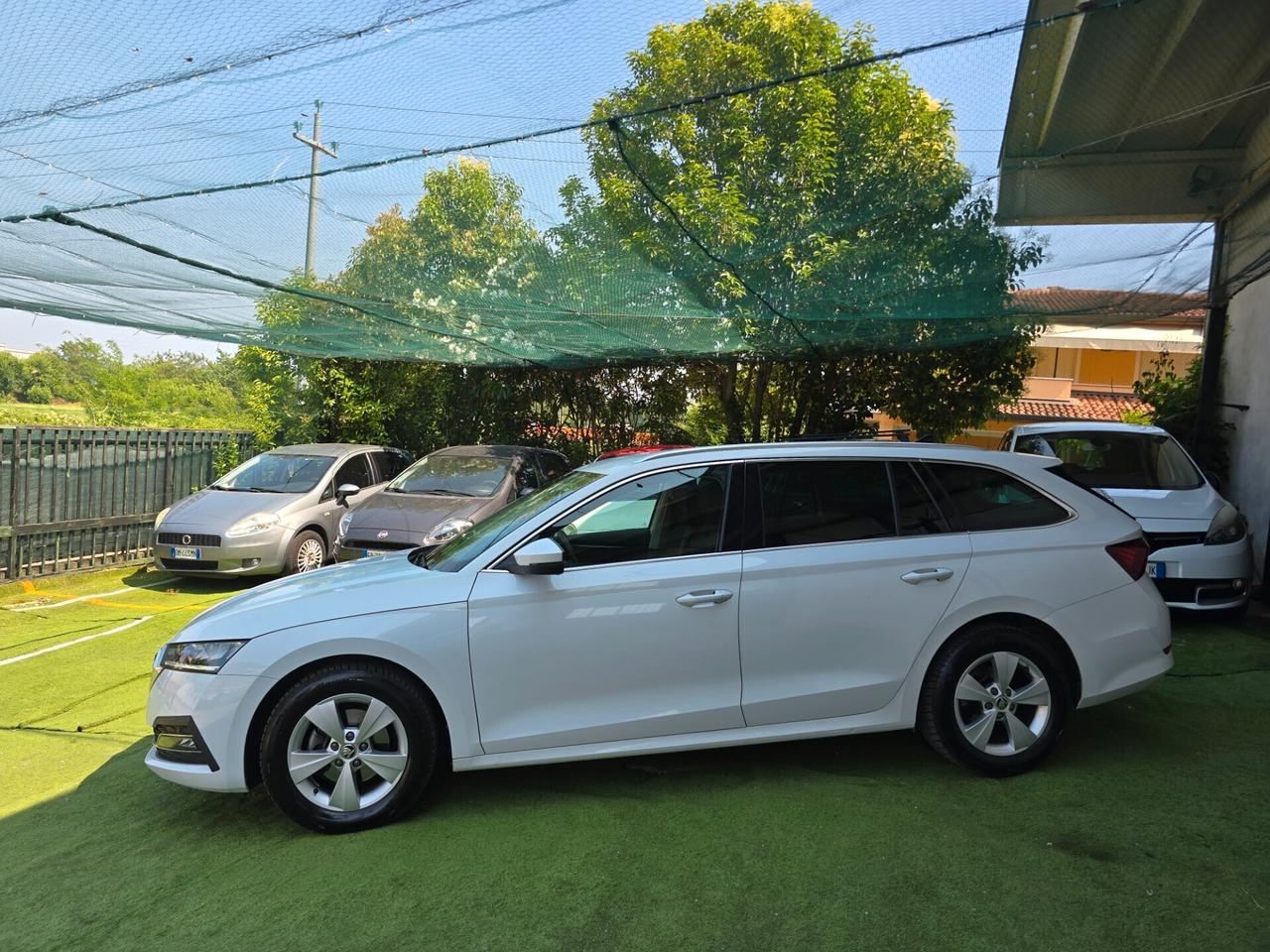 Skoda Octavia 2.0TDI 150CV DSG Executive -2021