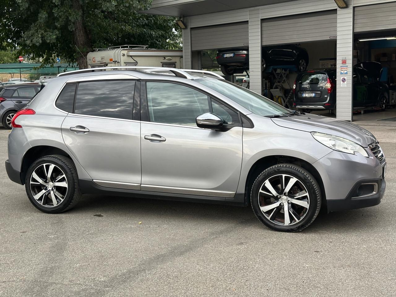 Peugeot 2008 PureTech Turbo 110 S&S Black Matt