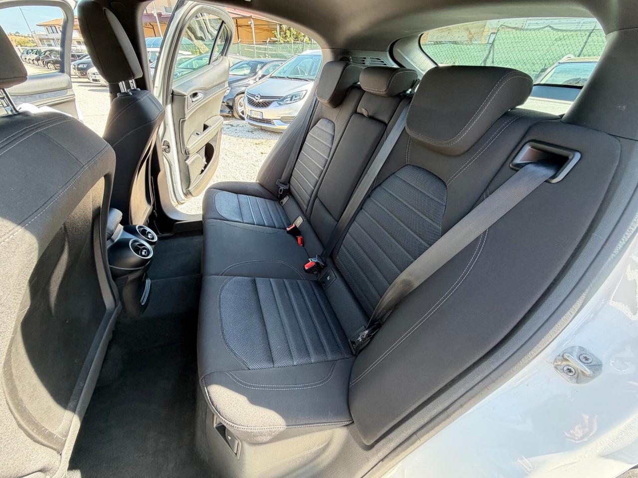Alfa Romeo Stelvio 2.2 Turbodiesel 190 cv 75.756 km