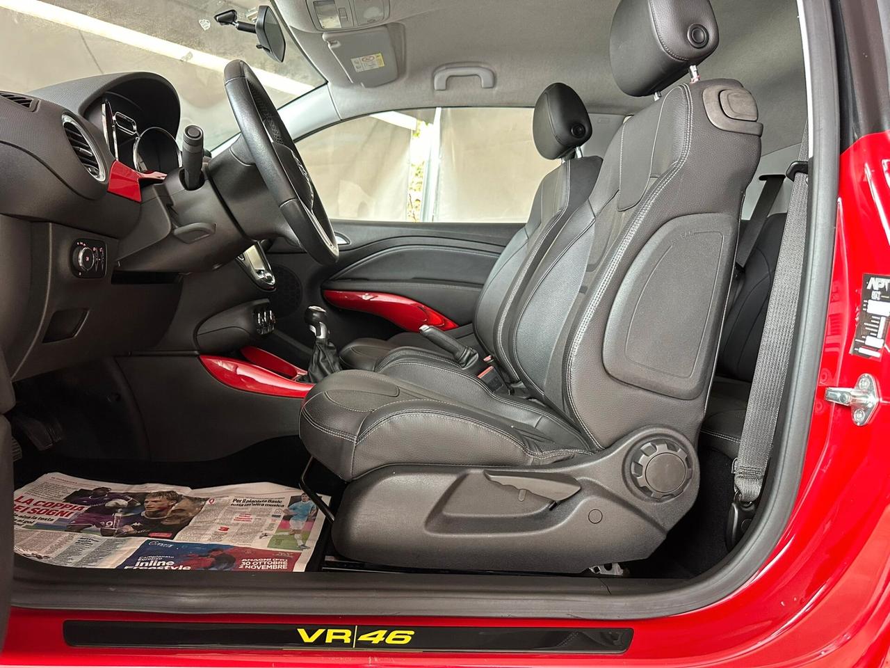 Opel Adam 1.2 70 CV White-Black Link