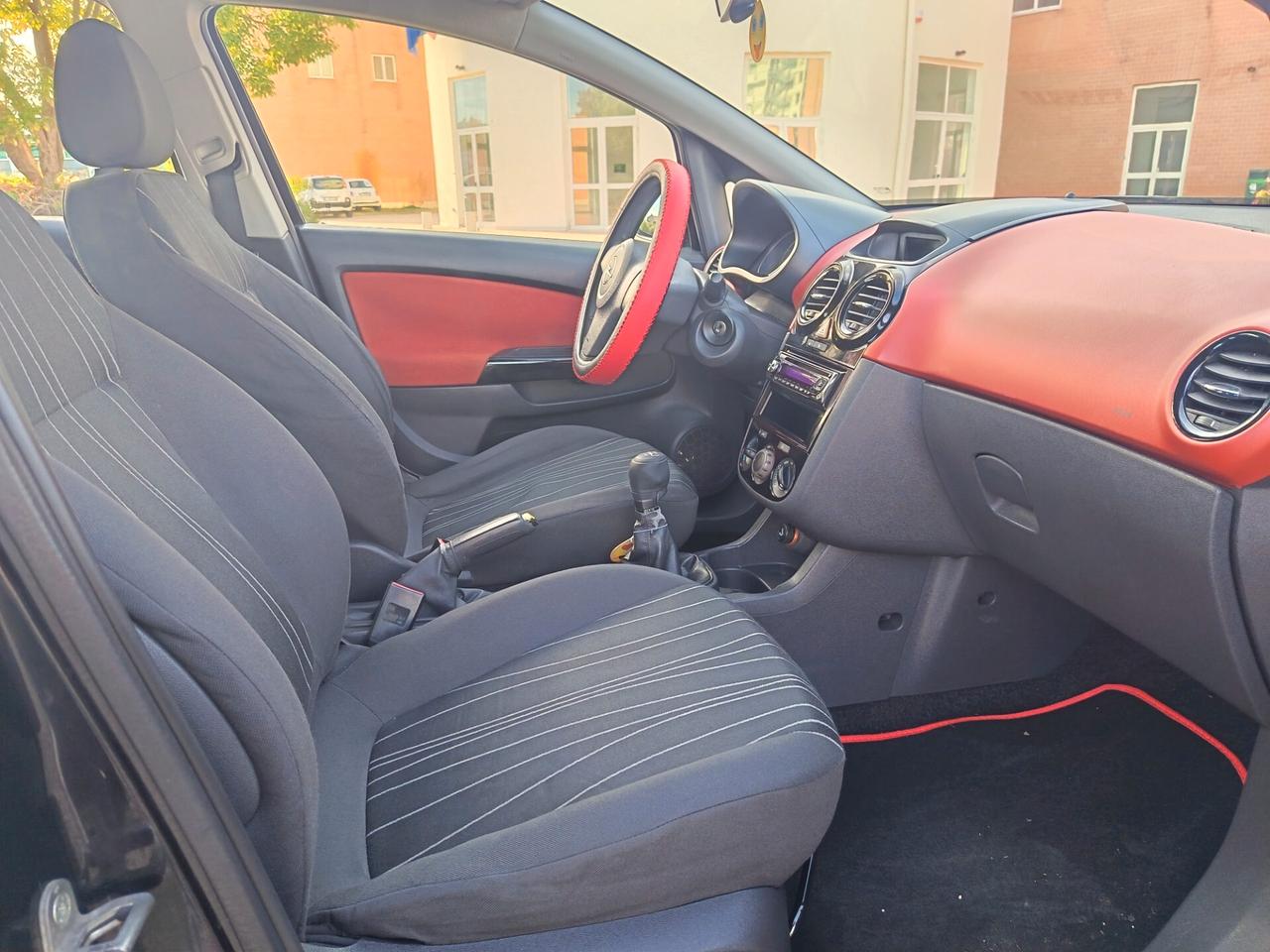 Opel Corsa 1.2 benz neopatentati 150.000km