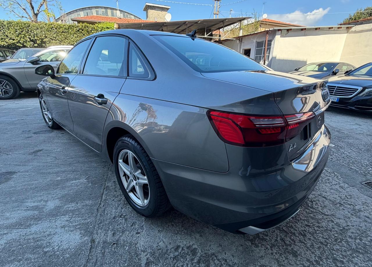 Audi A4 35 TDI/163 CV S tronic S line Edition