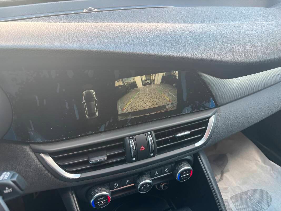 Alfa Romeo Giulia 2.2 t Sprint 160cv auto
