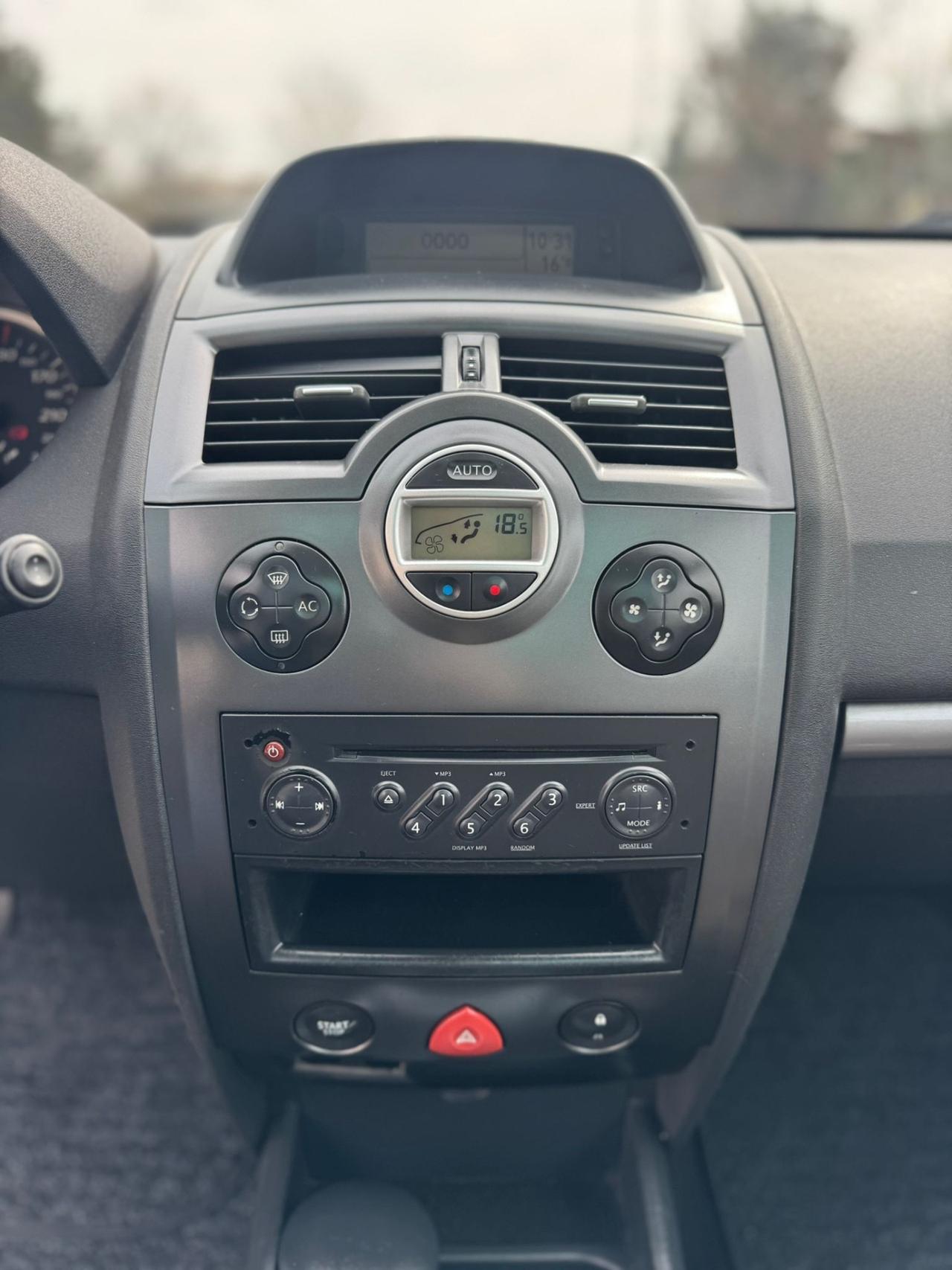 Renault Mégane C-C 1.5 dCi/105CV Luxe