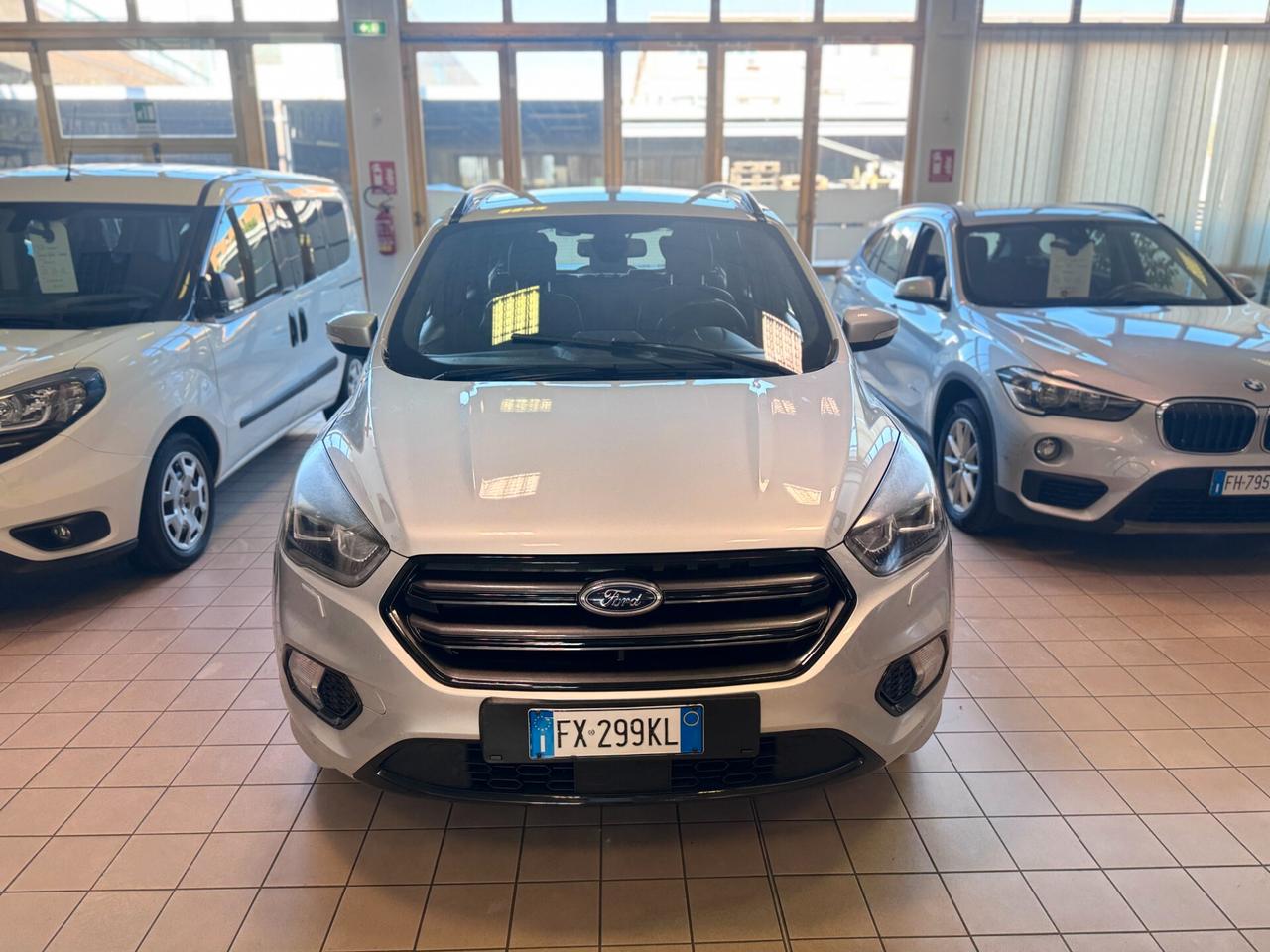 Ford Kuga 2.0 TDCI 150 CV S&S 4WD Powershift ST-Line