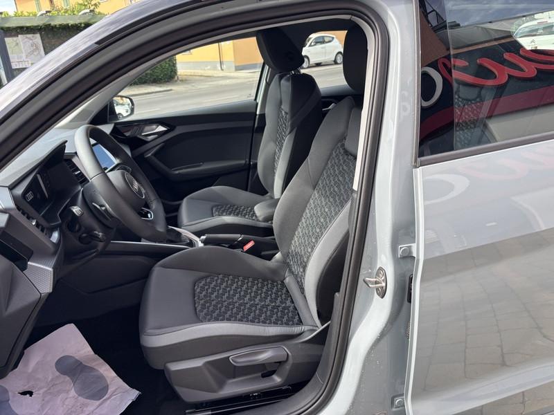 Audi A1 Sportback 30 1.0 tfsi S Line Edition 116cv s-tronic LED-PHONE APPS-17"