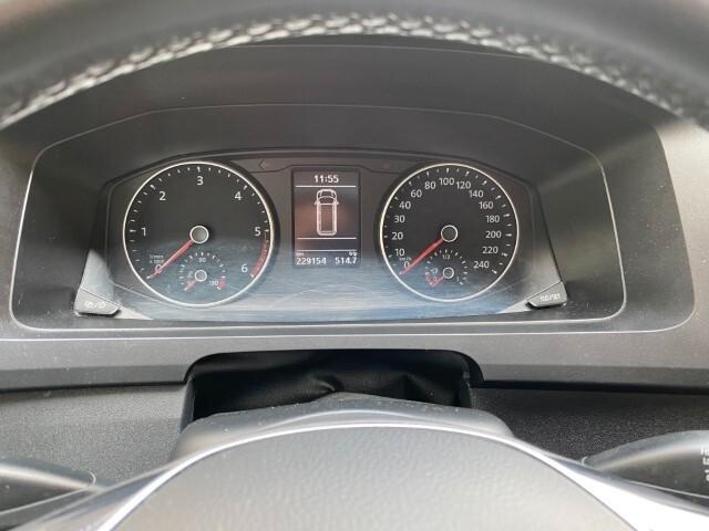 Volkswagen Caravelle 2.0 TDI 150CV DSG 4 Motion 5 Posti Autocarro