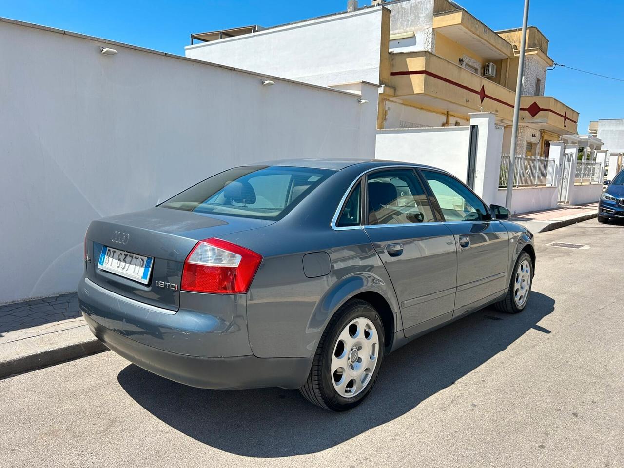 Audi A4 1.9 TDI 130 Cv BERLINA - 2003
