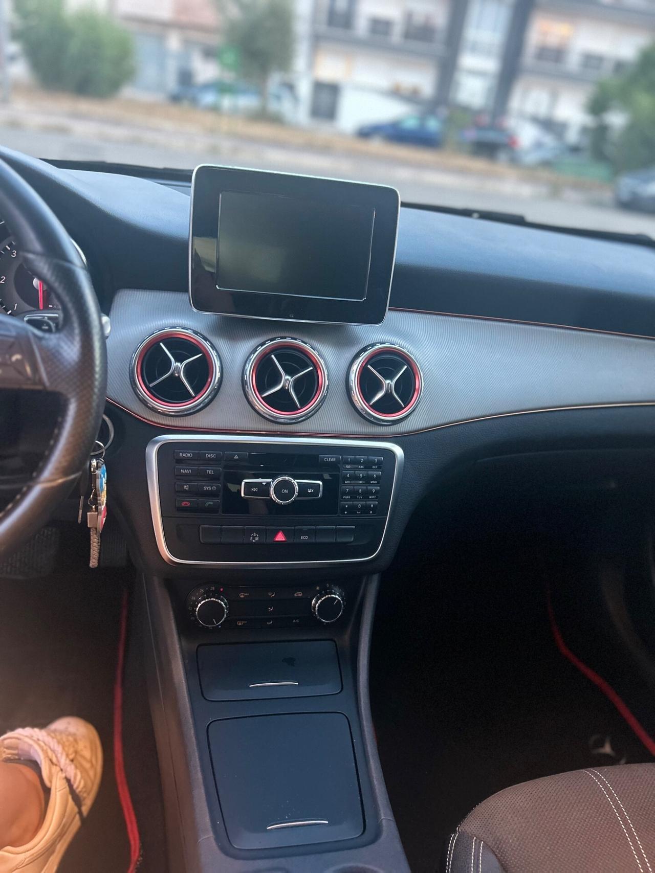 Mercedes-benz CLA 200 220 CDI Automatic Premium