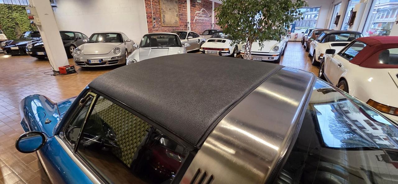 Porsche 911 2400T Targa Asi Restauro Ölklappe