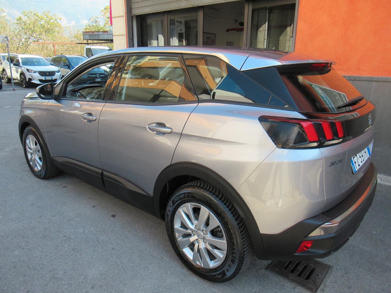 Peugeot 3008 BlueHDi 130 S&S Business