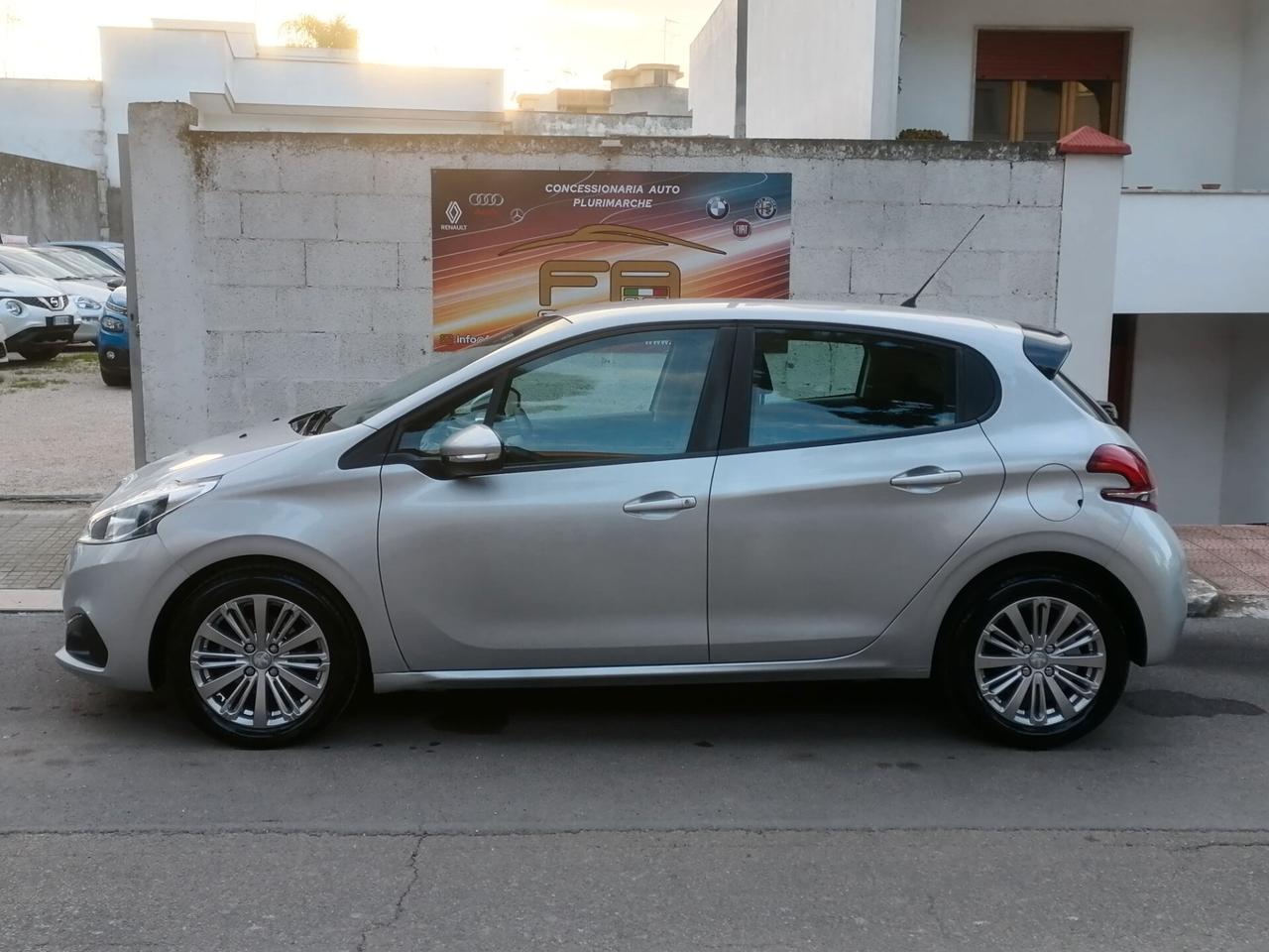 Peugeot 208 1.6 BlueHDi 75CV S&S 5P LED - 2019