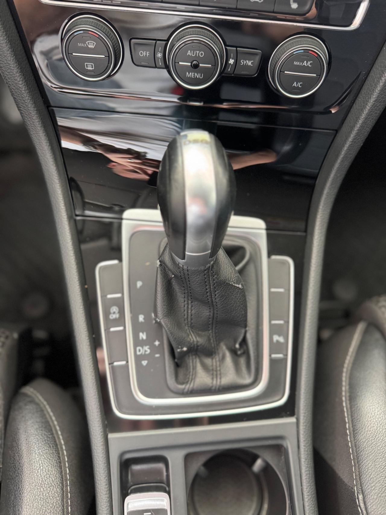 Volkswagen Golf GTD 2.0 TDI DSG 5p. BlueMotion Technology