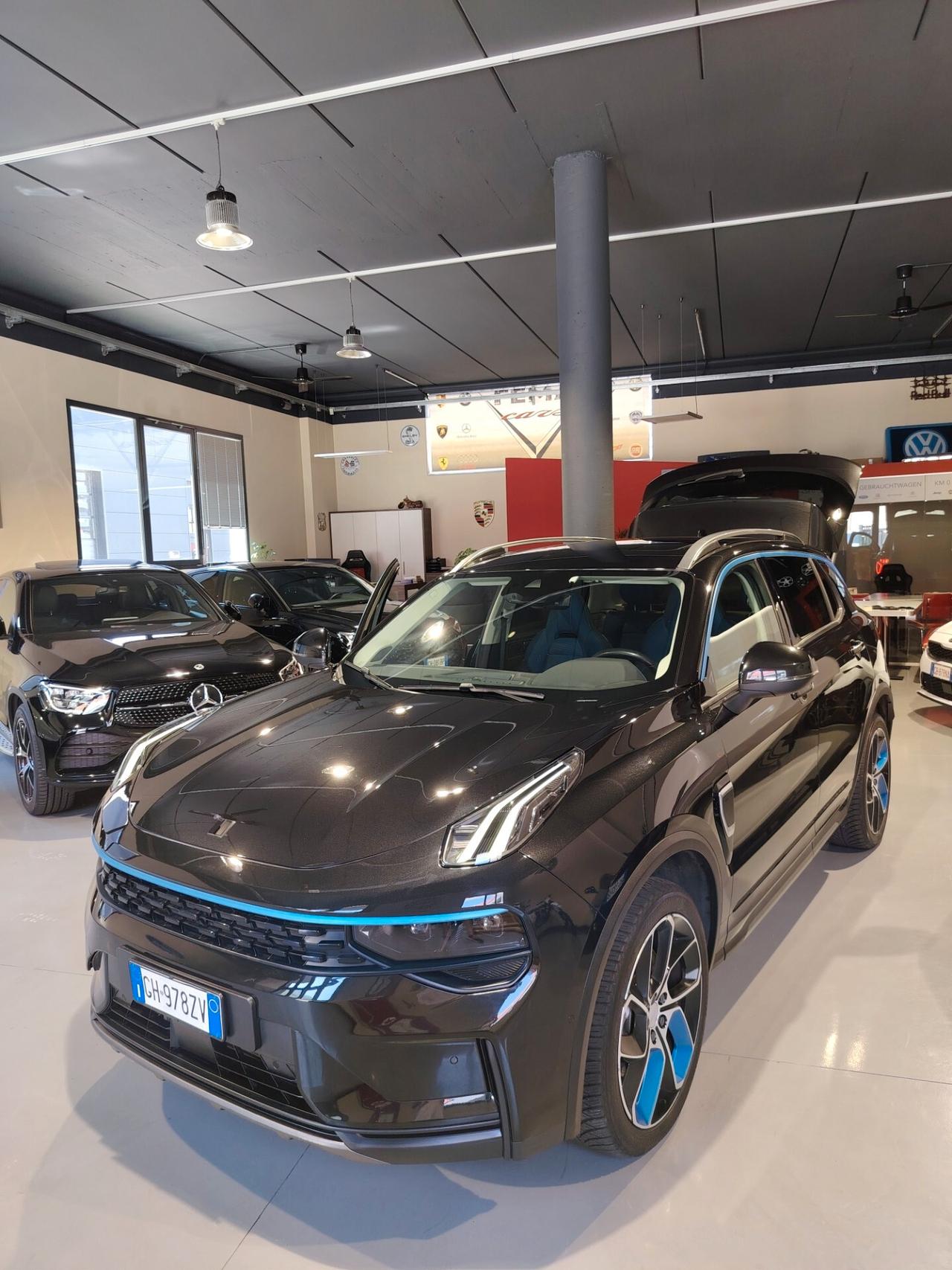 Lynk&co 01 PHEV