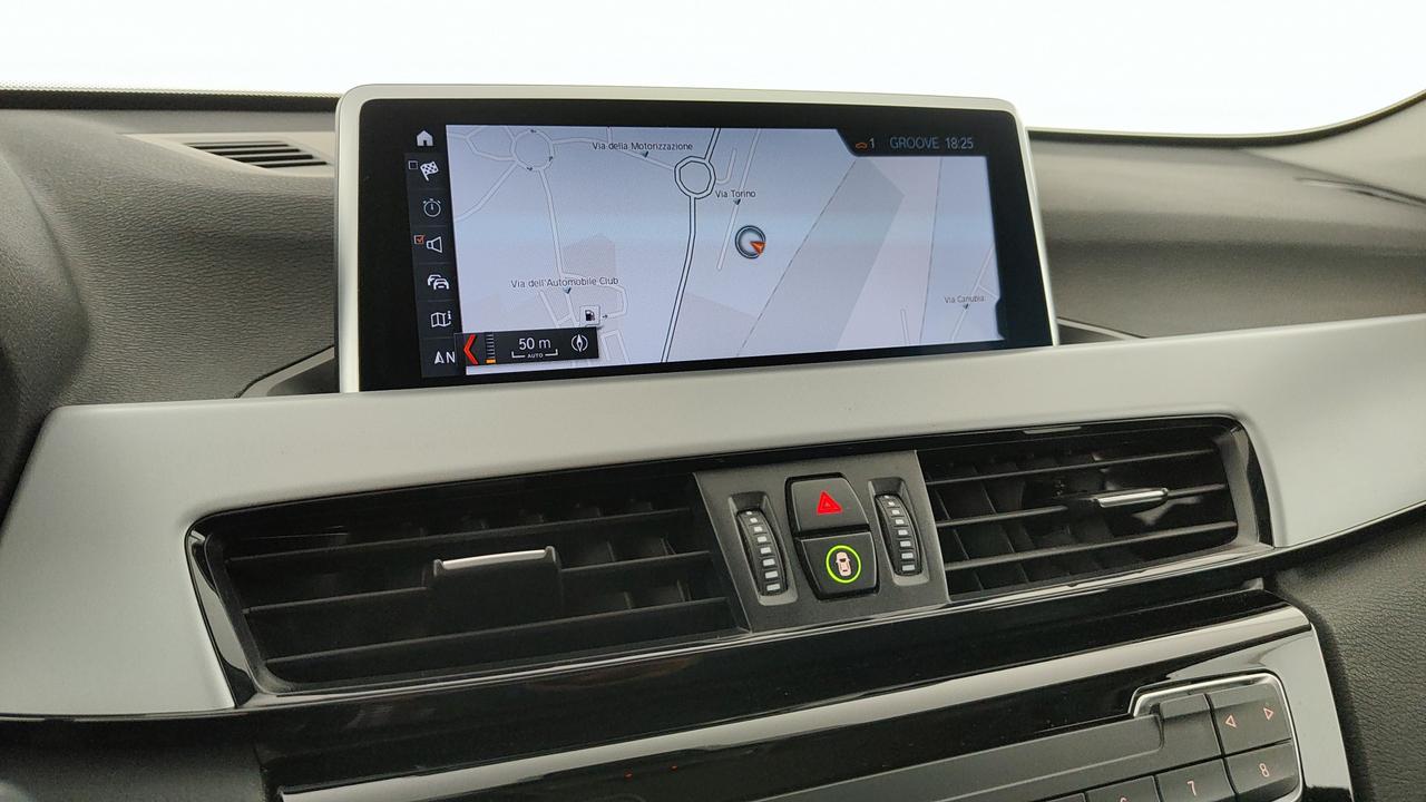 BMW X1 F48 2019 - X1 sdrive18i Advantage 136cv auto