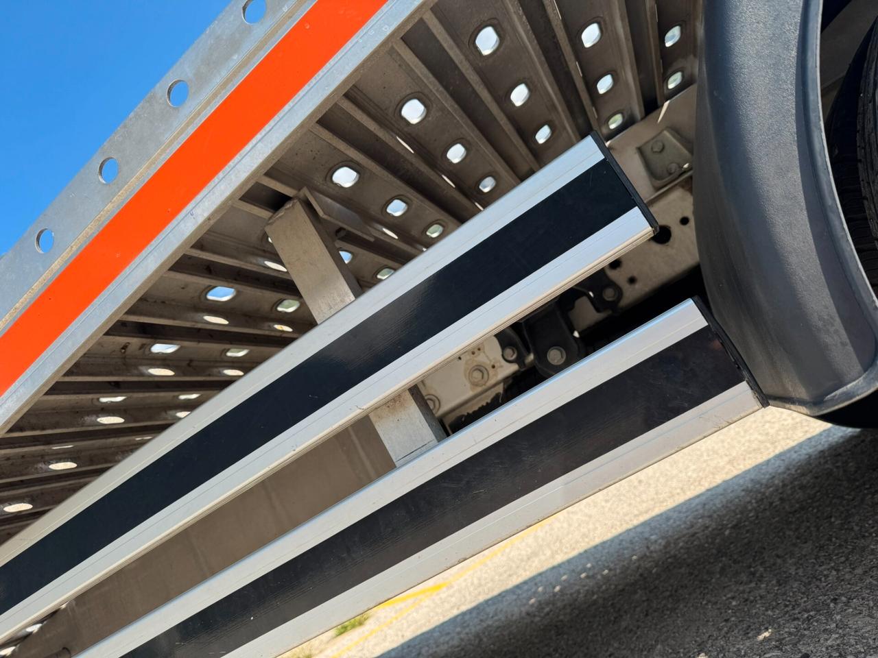 Ford Transit CARO ATTREZZI trasporto veicoli patente B