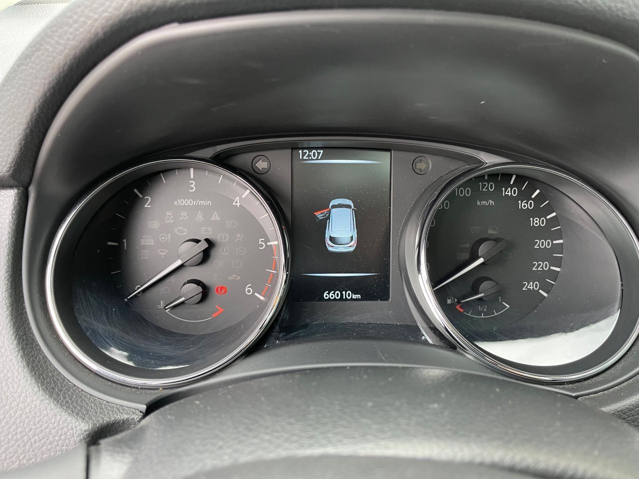 Nissan Qashqai 1.5 dCi N-Connecta