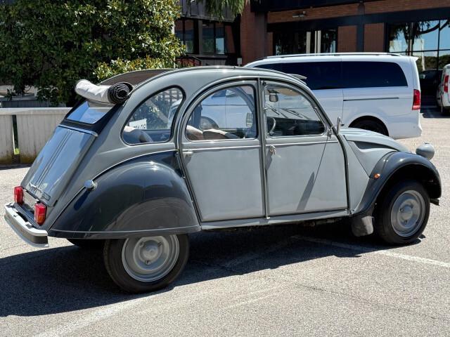 Citroen 2CV 6 Special "Charleston Style"