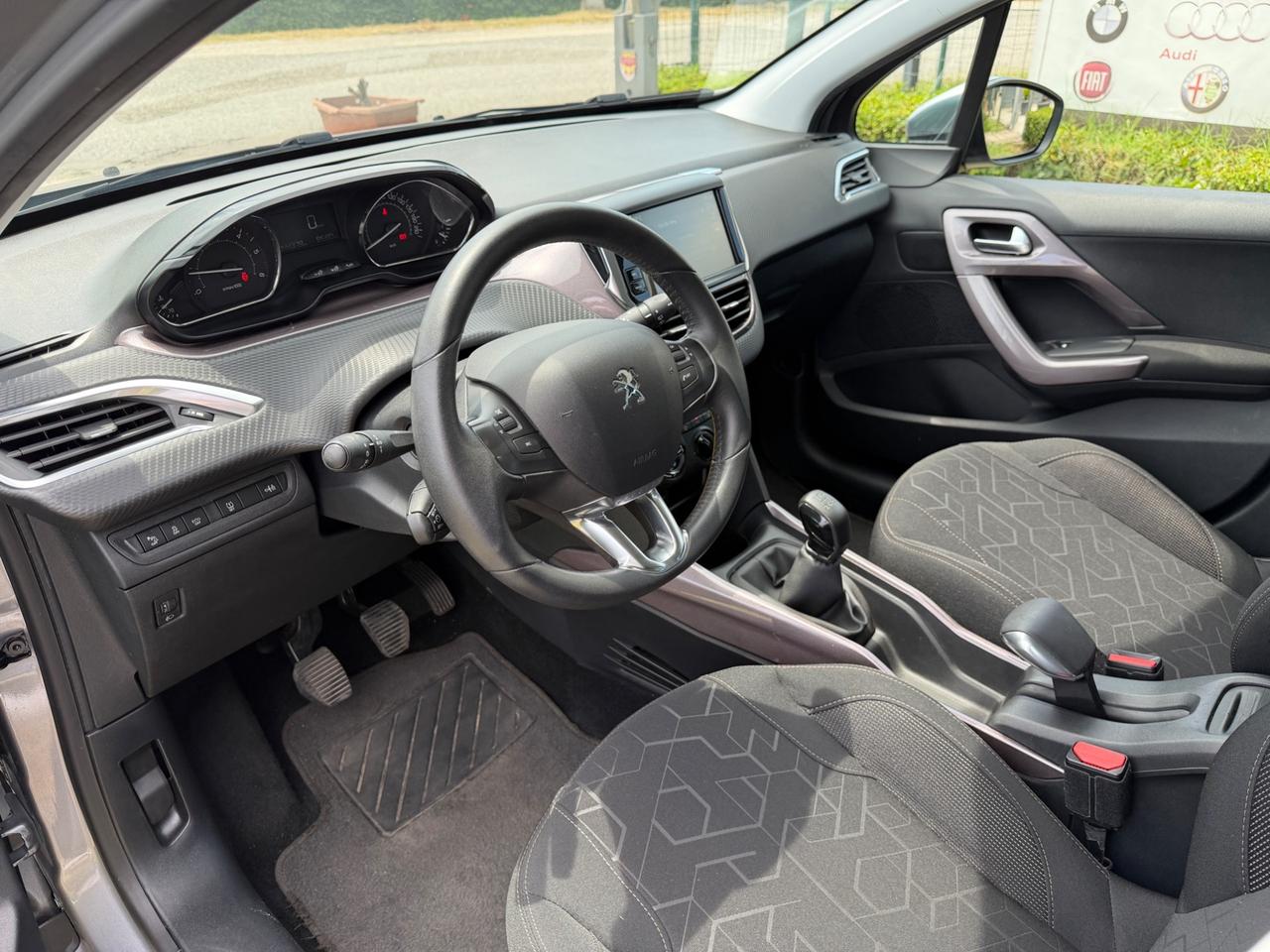 Peugeot 2008 1.6HDi 92CV S&S-2015"KM 44.000"