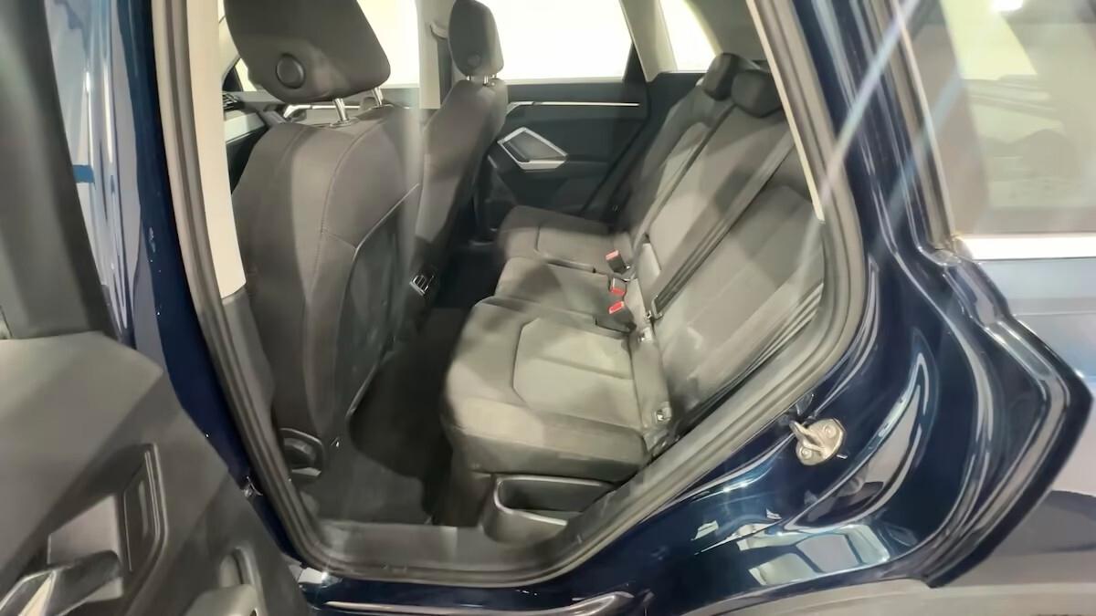 Audi Q3 35 TDI S tronic Business