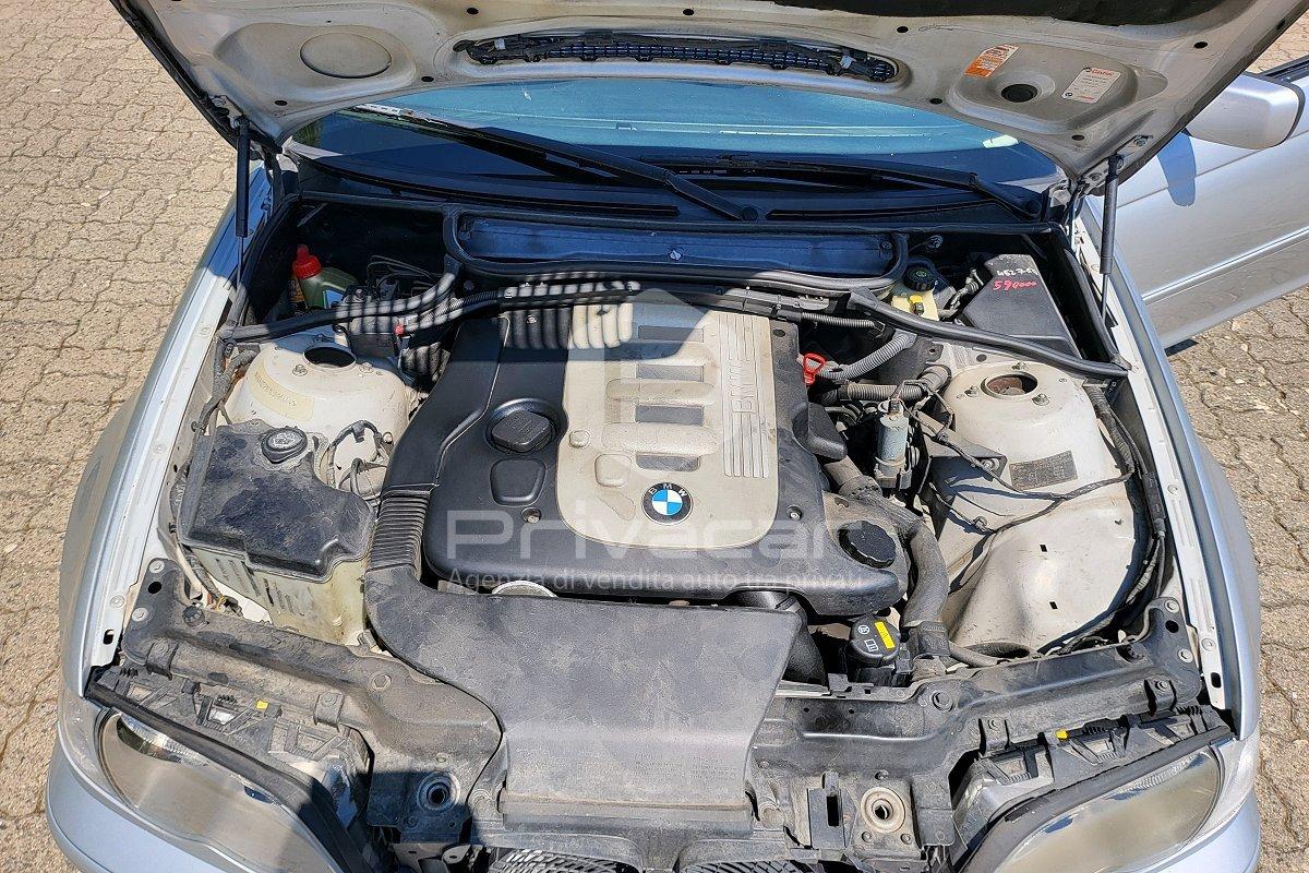BMW 330xd turbodiesel cat 4 porte Futura