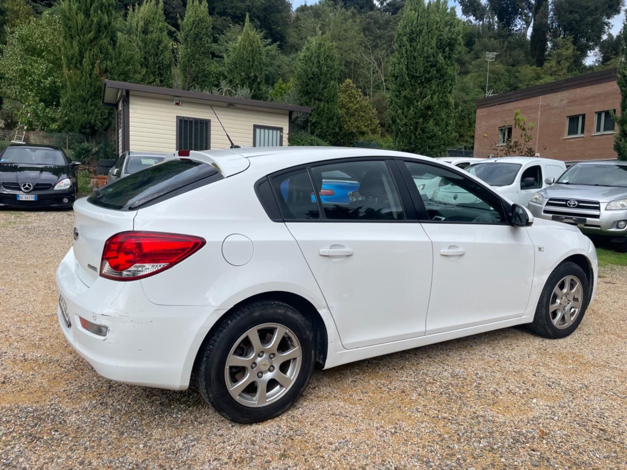 Chevrolet Cruze 1.7 Diesel 5 porte LT