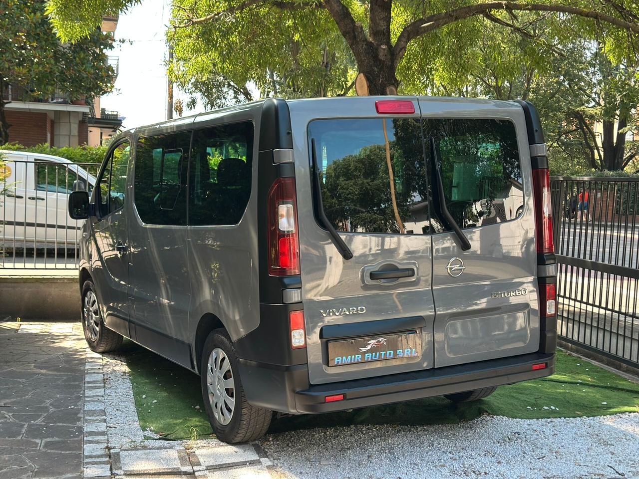 Opel Vivaro 1.6 BiTurbo S&S Combi Pulmino