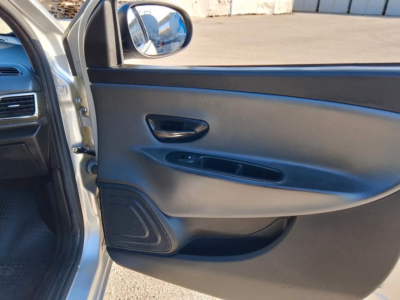 Lancia Ypsilon 1.2 GPL per commercianti