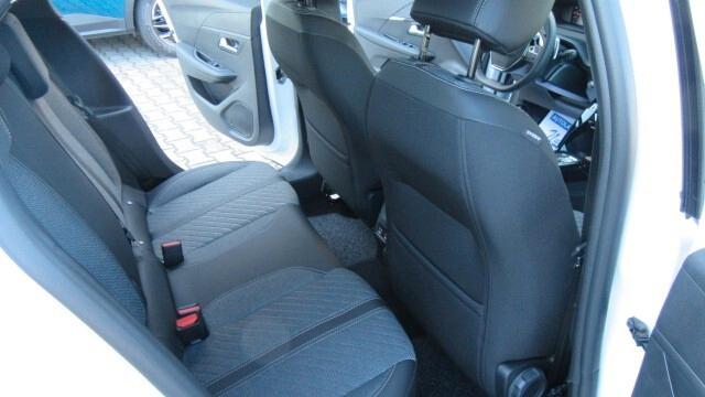 Peugeot 208 Hybrid 110 e-DCS6 Allure