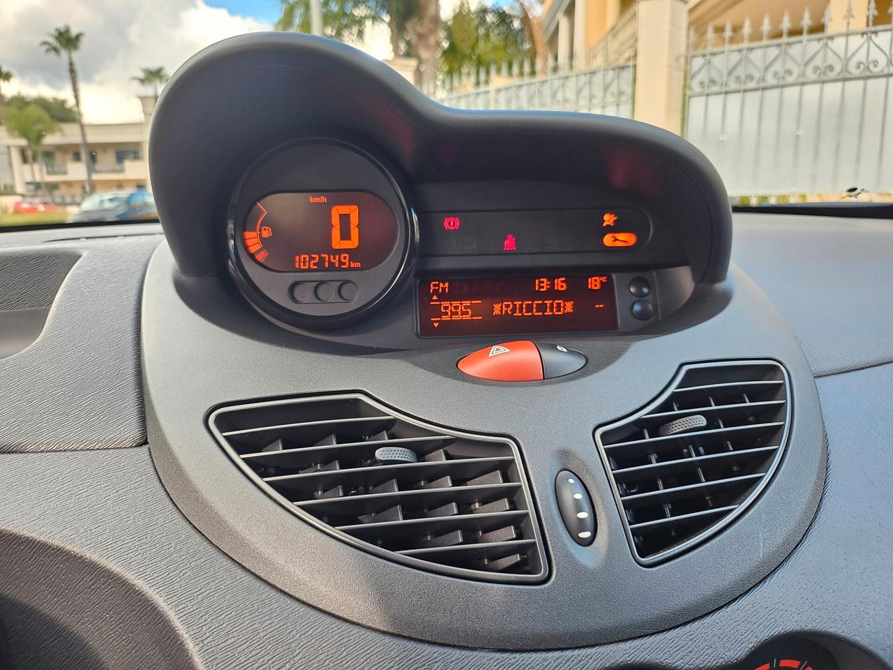 Renault Twingo 1.2 8V Dynamique (43 kw) 58cv