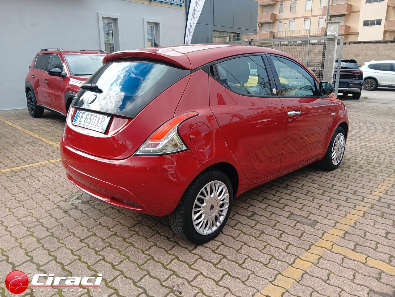 Lancia Ypsilon 1.2 69 CV 5p GPL Gold