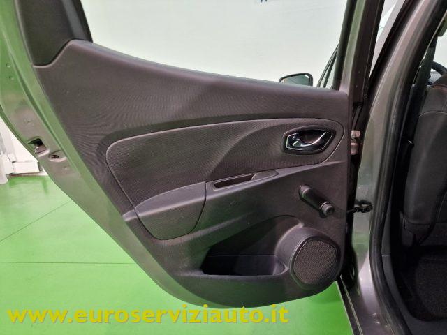 RENAULT Clio 1.2 75CV 5 porte Wave