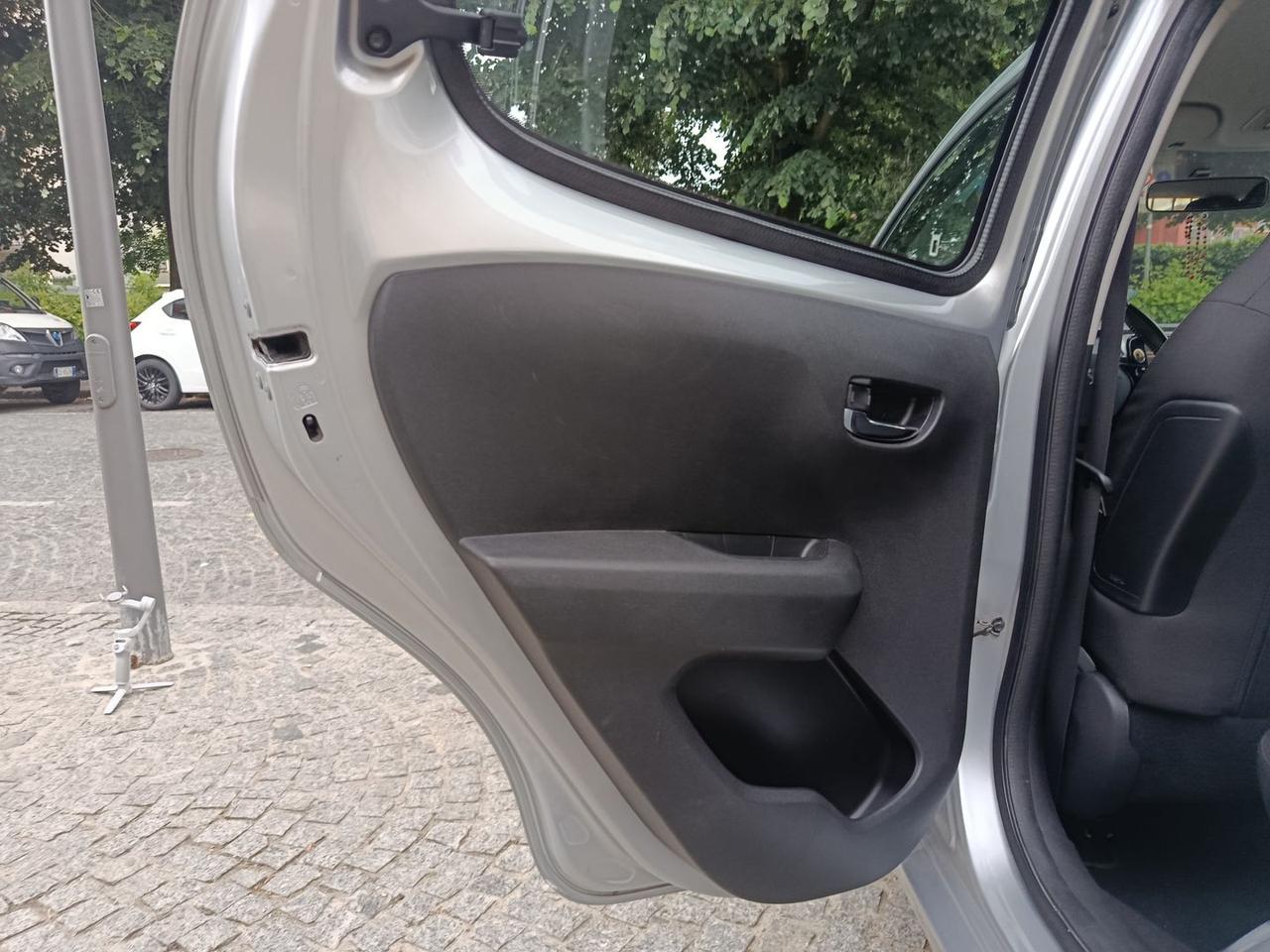 Peugeot 108 Access 1.0 VTI 68 #10861