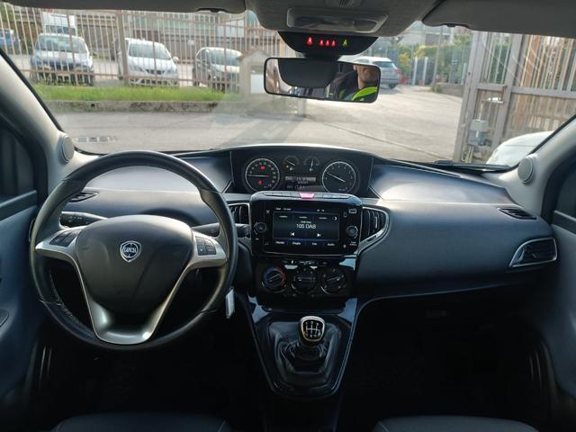 LANCIA Ypsilon 1.0 FireFly 5 porte S&S Hybrid Silver